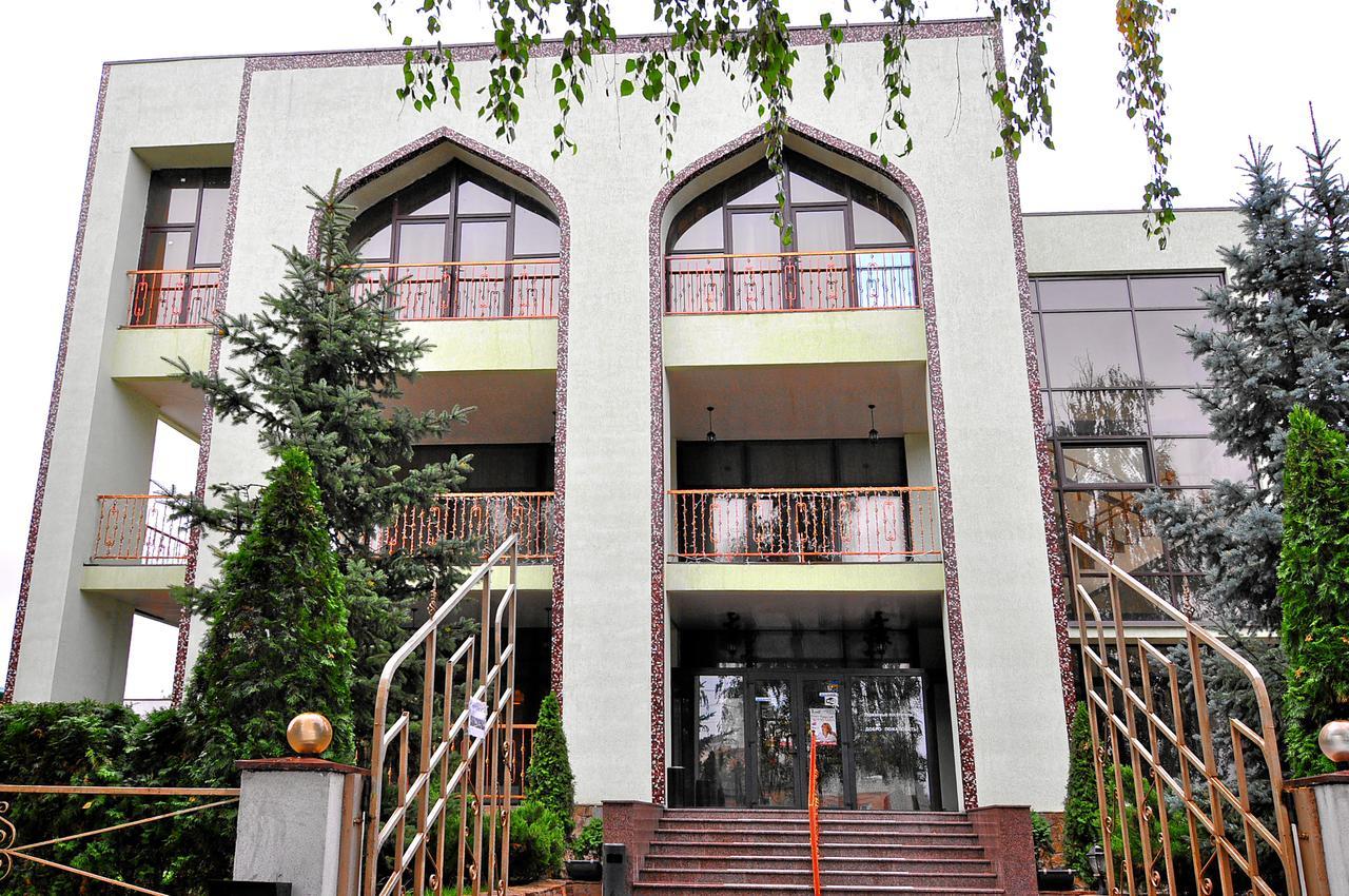 Мини-Отель "Навруз" Charkiw Exterior foto